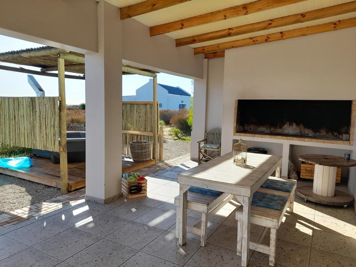 Camelot Cottages Langebaan Eksteriør billede